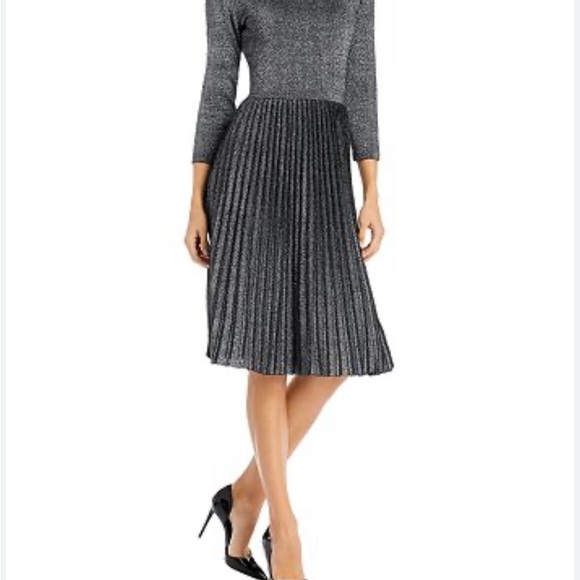 Tahari metallic fit and flare dress with pleats-like new! - Picture 4 of 8